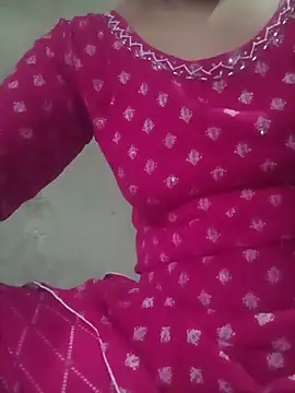 Snapshot of x_rani chatting on April 30, 2026, 8:09 am x rani online show from April 30, 2026, 8:09 am