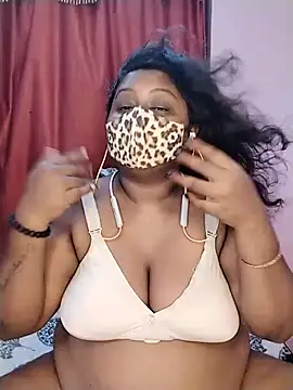 Snapshot of Tamil-Dhara chatting on May 28, 2026, 5:43 pm Tamil-Dhara online show from May 28, 2026, 5:43 pm
