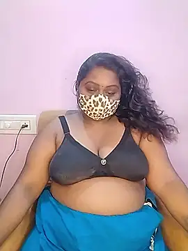 Snapshot of Tamil-Dhara chatting on June 6, 2026, 2:00 pm Tamil-Dhara online show from June 6, 2026, 2:00 pm