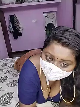 Snapshot of Tamil-Dhara chatting on June 19, 2026, 5:39 pm Tamil-Dhara online show from June 19, 2026, 5:39 pm