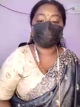 Snapshot of Tamil-Dhara chatting on July 14, 2026, 5:18 pm Tamil-Dhara online show from July 14, 2026, 5:18 pm