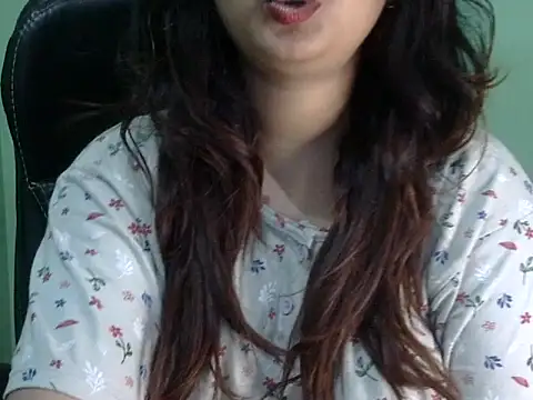 Snapshot of shivi_jaan chatting on May 13, 2026, 12:19 am shivi jaan online show from May 13, 2026, 12:19 am
