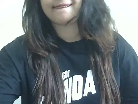 Snapshot of shivi_jaan chatting on May 27, 2026, 3:36 am shivi jaan online show from May 27, 2026, 3:36 am