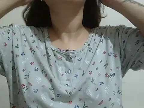 Snapshot of shivi_jaan chatting on June 3, 2026, 3:39 pm shivi jaan online show from June 3, 2026, 3:39 pm