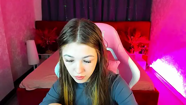 Snapshot of Miss_Shanel chatting on May 31, 2026, 1:03 am Miss Shanel online show from May 31, 2026, 1:03 am