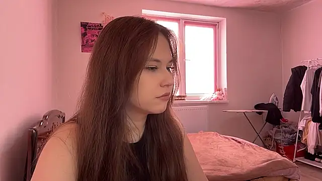 Snapshot of NyelleSpir chatting on April 4, 2026, 1:30 pm NyelleSpir online show from April 4, 2026, 1:30 pm