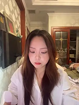 Snapshot of thelittlexx chatting on April 9, 2026, 2:44 am thelittlexx online show from April 9, 2026, 2:44 am
