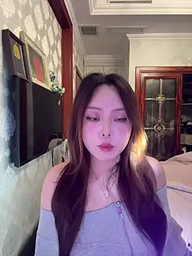 Snapshot of thelittlexx chatting on April 13, 2026, 12:21 pm thelittlexx online show from April 13, 2026, 12:21 pm
