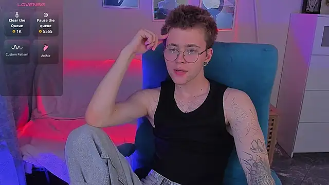 Snapshot of Thomas_Norton chatting on June 3, 2026, 8:47 pm Thomas Norton online show from June 3, 2026, 8:47 pm