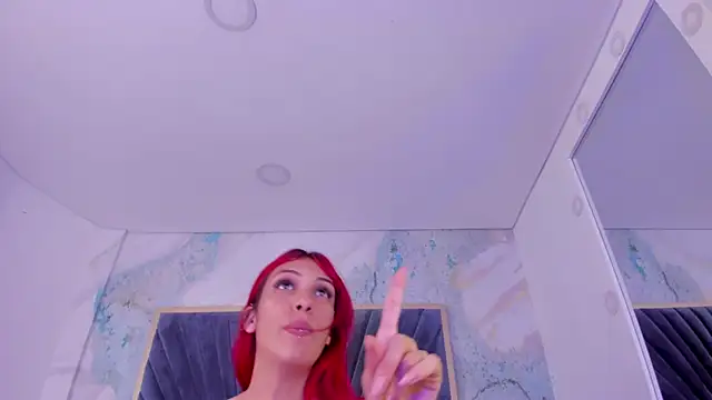 Derieri Blush online show from May 30, 2026, 5:32 pm