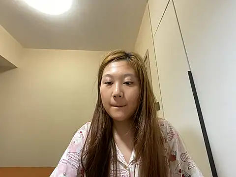 tutu512 online show from May 24, 2026, 11:04 am