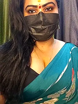 Snapshot of Anushka_flower chatting on April 19, 2026, 12:43 am Anushka flower online show from April 19, 2026, 12:43 am