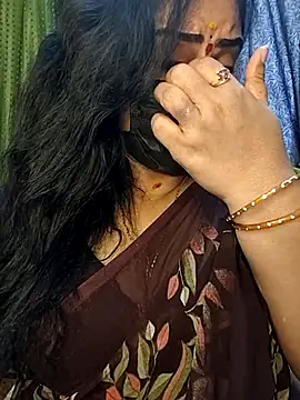 Snapshot of Anushka_flower chatting on April 24, 2026, 6:16 am Anushka flower online show from April 24, 2026, 6:16 am