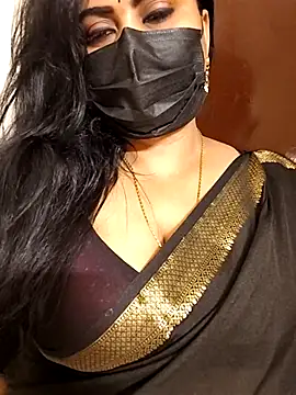 Snapshot of Anushka_flower chatting on June 6, 2026, 12:32 pm Anushka flower online show from June 6, 2026, 12:32 pm