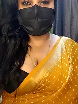 Snapshot of Anushka_flower chatting on June 8, 2026, 8:53 pm Anushka flower online show from June 8, 2026, 8:53 pm