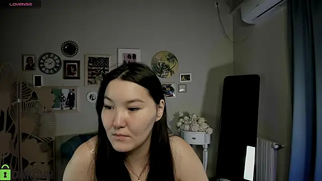 CamilaMartiez online show from July 28, 2026, 12:48 pm
