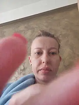 Snapshot of NyokoAnya11 chatting on April 17, 2026, 10:40 am NyokoAnya11 online show from April 17, 2026, 10:40 am