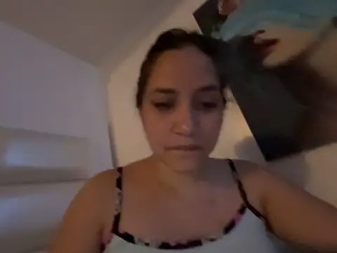 SashaCollins27 online show from April 1, 2026, 4:46 am