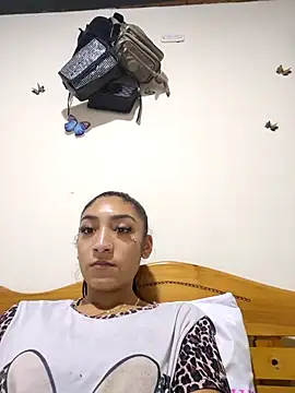 yvonne 1998 online show from April 10, 2026, 2:11 pm