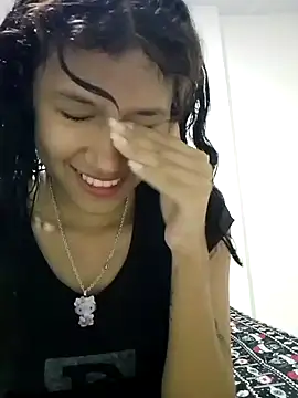 Snapshot of Yi_Uzi chatting on May 15, 2026, 11:01 pm Yi Uzi online show from May 15, 2026, 11:01 pm