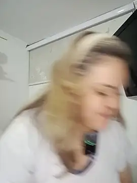 Natashablade   online show from May 23, 2026, 3:23 am