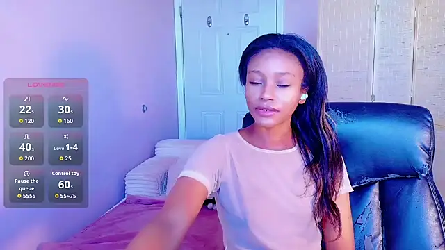Amber Fae online show from May 12, 2026, 1:47 am