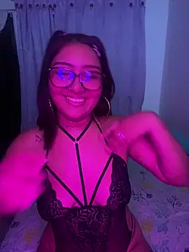 bellakaterin online show from March 27, 2026, 4:07 am