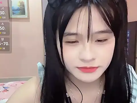 yuaoyuao online show from April 13, 2026, 3:50 pm