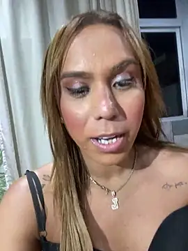 Snapshot of Jullyanaximeness chatting on April 15, 2026, 12:39 am Jullyanaximeness online show from April 15, 2026, 12:39 am