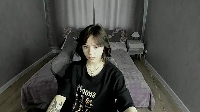 Snapshot of Loly_Cuttie chatting on May 21, 2026, 9:05 am Loly Cuttie online show from May 21, 2026, 9:05 am