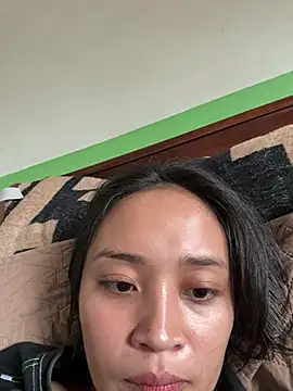 Snapshot of xlamina_ chatting on July 9, 2026, 2:15 am xlamina online show from July 9, 2026, 2:15 am