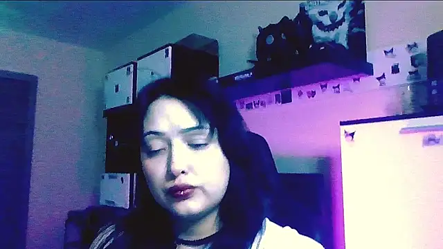 Katarina Fox  online show from March 26, 2026, 12:22 pm