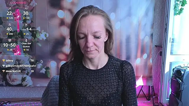 jesica mooonn online show from April 4, 2026, 5:38 am