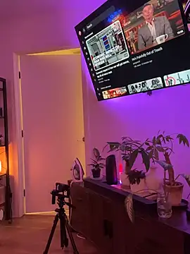 Snapshot of alldogsgotoheaven chatting on May 3, 2026, 1:55 am alldogsgotoheaven online show from May 3, 2026, 1:55 am