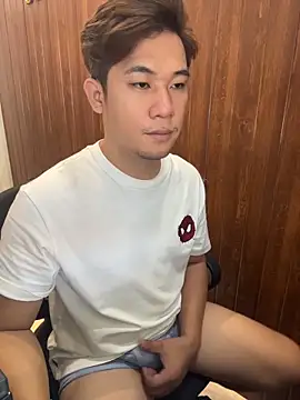 Titanryu online show from May 18, 2026, 2:18 am