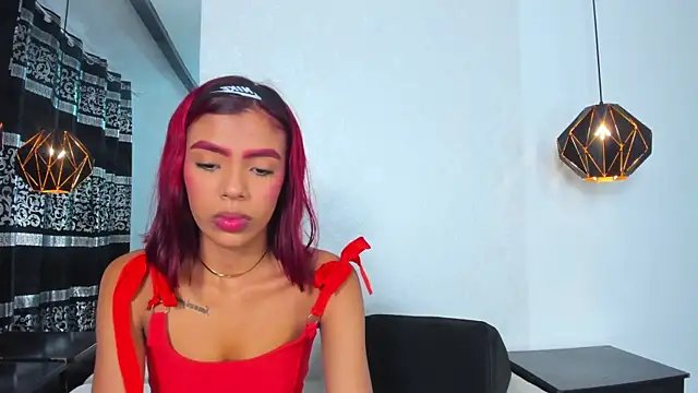 Snapshot of Scarlet__Rosse chatting on July 15, 2026, 6:46 pm Scarlet Rosse online show from July 15, 2026, 6:46 pm