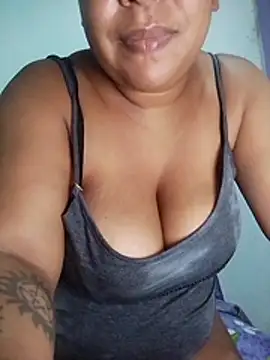 Snapshot of kimberlly25 chatting on April 23, 2026, 1:51 am kimberlly25 online show from April 23, 2026, 1:51 am