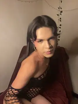 Snapshot of _Isa2222_ chatting on March 27, 2026, 1:00 am Isa2222 online show from March 27, 2026, 1:00 am