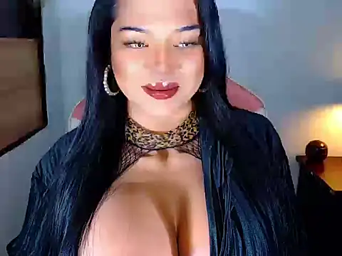 CyraHasABigCock online show from July 22, 2026, 2:42 pm