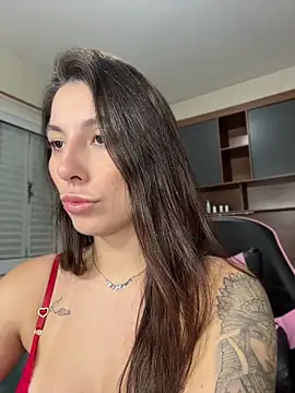 Carolzinhalux69 online show from July 26, 2026, 9:54 pm