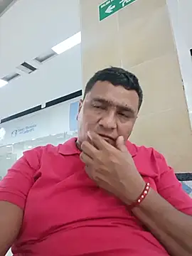 Snapshot of luis20212 chatting on May 23, 2026, 3:49 pm luis20212 online show from May 23, 2026, 3:49 pm