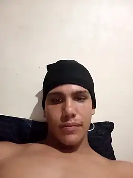 Snapshot of daddys_home69 chatting on April 13, 2026, 6:57 pm daddys home69 online show from April 13, 2026, 6:57 pm