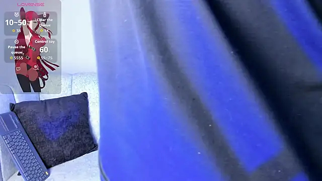 Velvet Noir  online show from July 1, 2026, 11:34 am