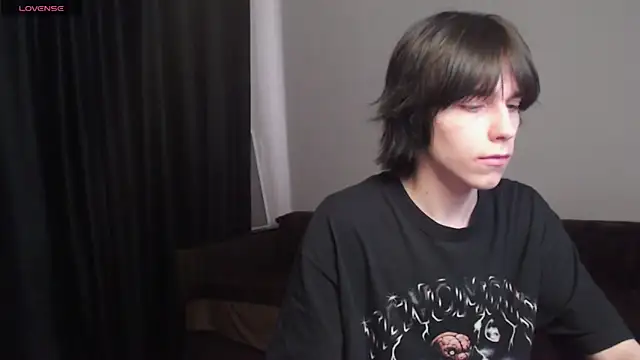 Snapshot of mason_silver chatting on April 15, 2026, 8:10 am mason silver online show from April 15, 2026, 8:10 am