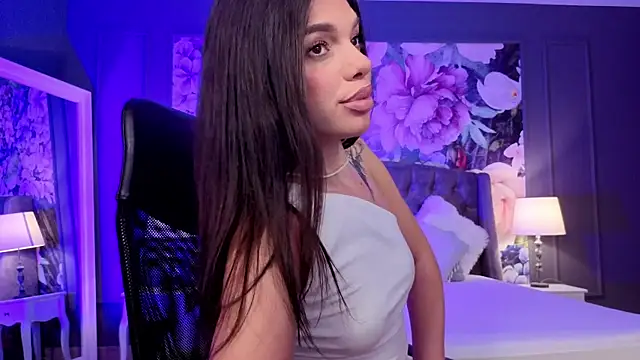 Lexi  Vicious online show from June 23, 2026, 4:32 am