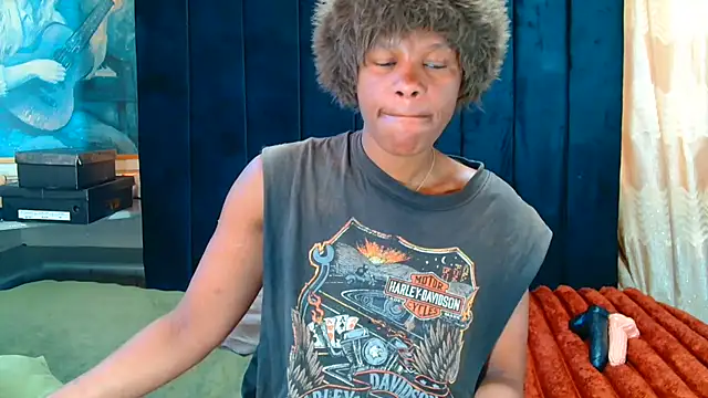 CaramelCandyxx online show from July 28, 2026, 6:09 am