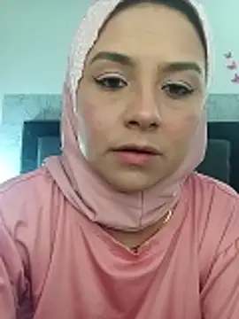 Snapshot of alia_asad chatting on April 15, 2026, 1:29 pm alia asad online show from April 15, 2026, 1:29 pm