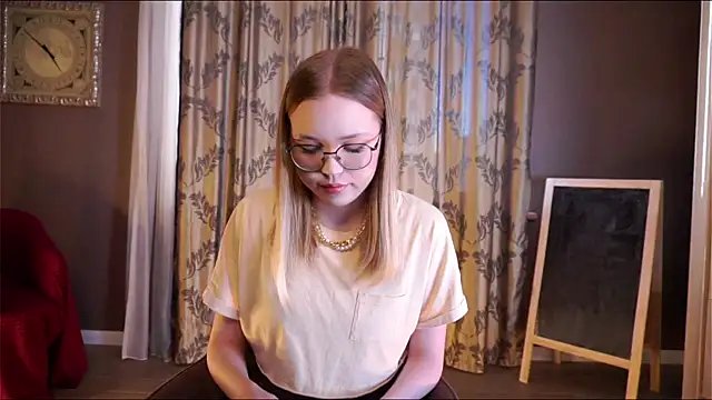 Snapshot of JeaneNordenn chatting on March 31, 2026, 1:11 pm JeaneNordenn online show from March 31, 2026, 1:11 pm