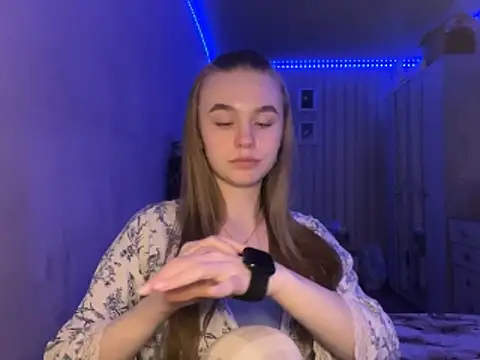 Snapshot of melissashineeee chatting on April 14, 2026, 2:12 pm melissashineeee online show from April 14, 2026, 2:12 pm