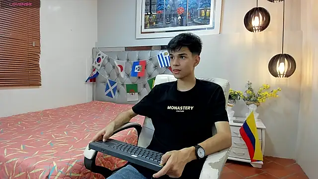 maxim rod online show from July 15, 2026, 7:19 pm